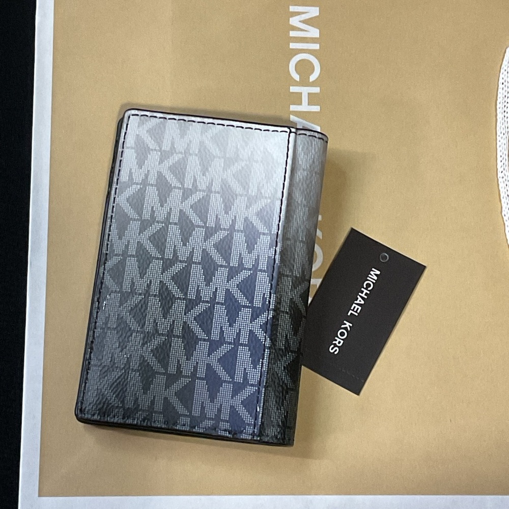 Michael Kors Cooper Ombré Signature Logo Folding Card Case Black Combo (Men’sNWT - Picture 3 of 9
